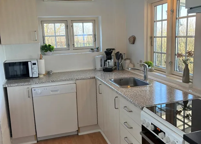 Djursland Lystrup Ferieboliger 度假居 *